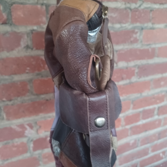Vintage Leather Handbag - Picture 3 of 5